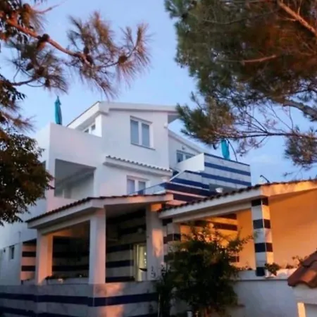 Main Marina Apartamento Vir